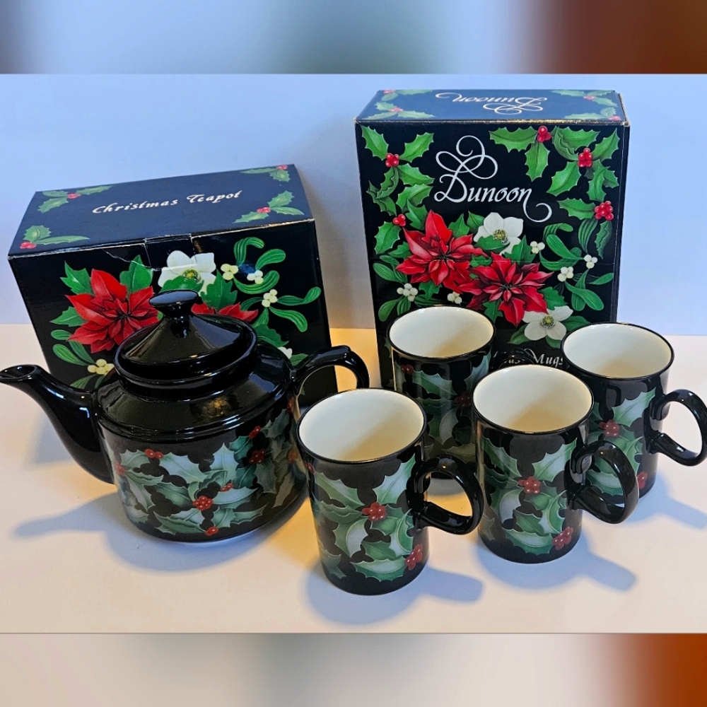 NEW Vtg Set of 4 Dunoon Christmas Coffee Mugs And Dunoon  Teapot  w/ Box